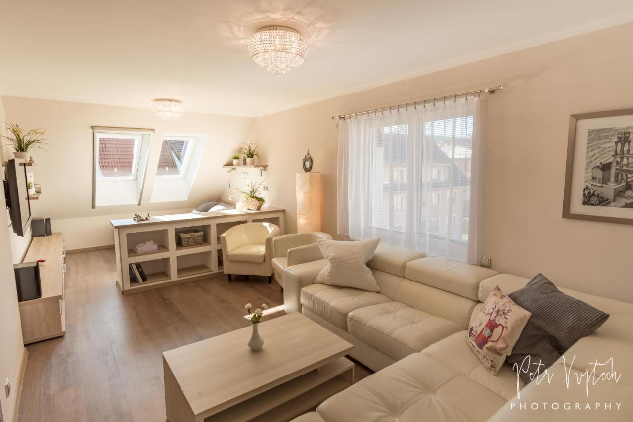 Apartman Na Lipne Frymburk Buitenkant foto