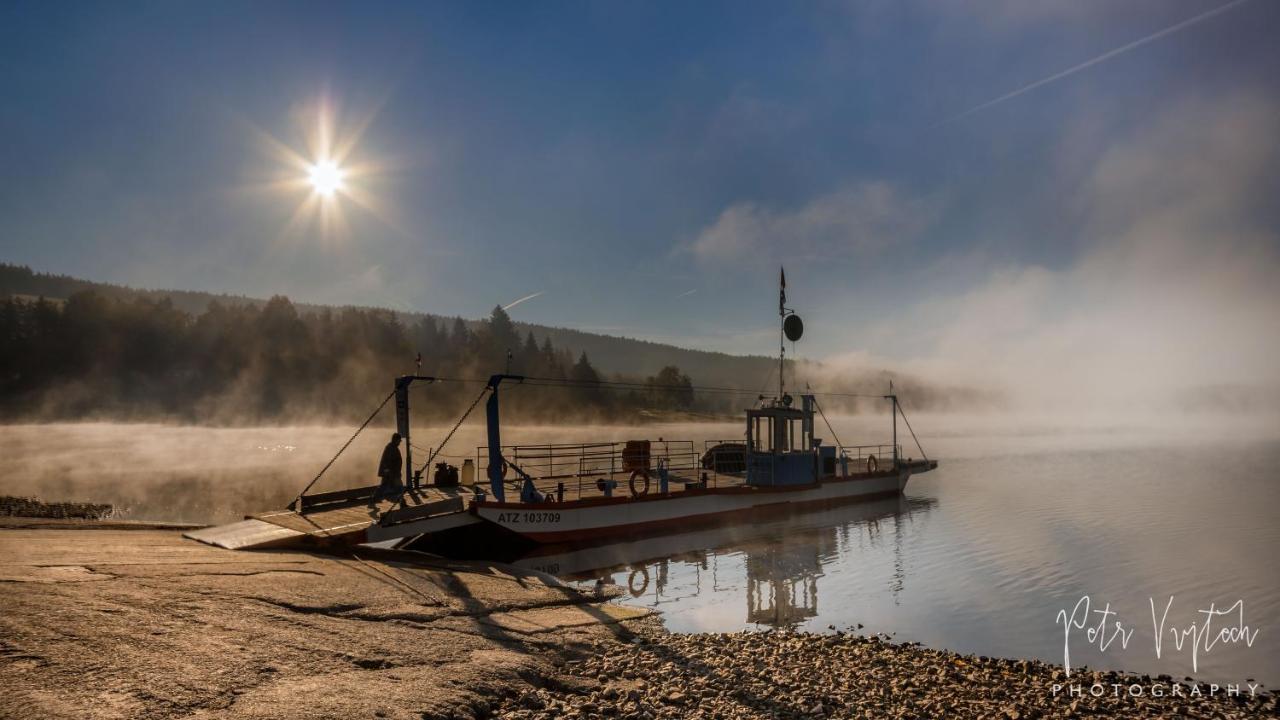 Apartman Na Lipne Frymburk Buitenkant foto